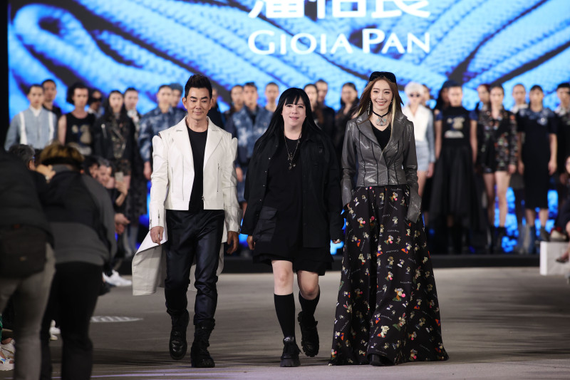 王心恬想摸「任賢齊腹肌」沒如願! 2人同台當GIOIA PAN走秀模特 原文網址: 王心恬想摸「任賢齊腹肌」沒如願! 2人同台當GIOIA PAN走秀模特