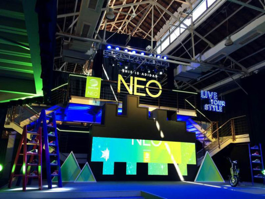 ADIDAS-上海阿迪達斯