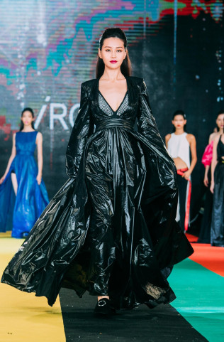 iROO耀動時尚 - 2017世大運Fashion ShowiROO耀動時尚 - 2017世大運Fashion Show