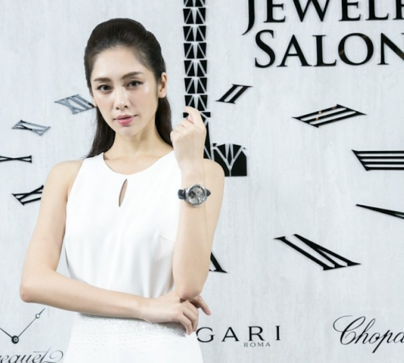 廖奕琁神手指!一出手就要800萬!