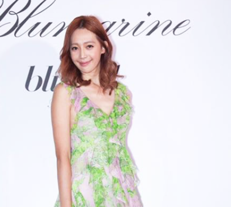 瑞莎讚Blumarine幾霸昏 趁尪不在惹火看秀