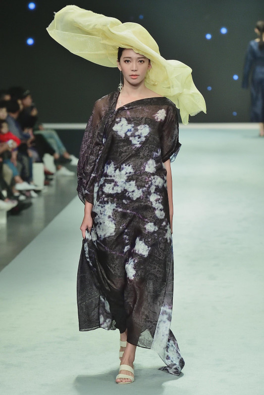 YIFINI 易菲 _ TIS 2018 ss_中國杭州設計師品牌