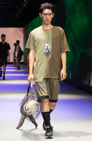 2021 臺北時裝週 SS22 織本主義2021 臺北時裝週 SS22 織本主義