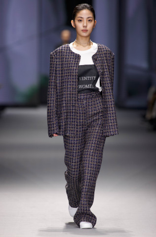 2022 臺北時裝週 AW22 Yentity2022 臺北時裝週 AW22 Yentity